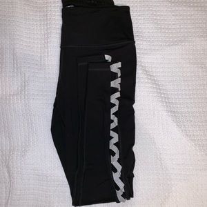 Victoria’s Secret VSX leggings